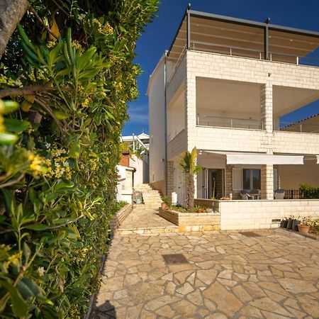 Apartment Busac Zaboric Εξωτερικό φωτογραφία