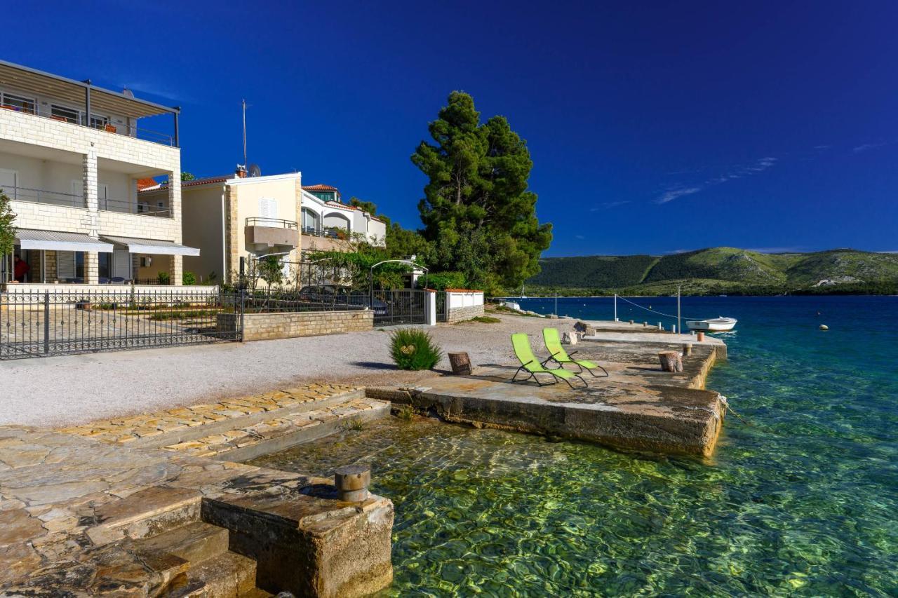 Apartment Busac Zaboric Εξωτερικό φωτογραφία
